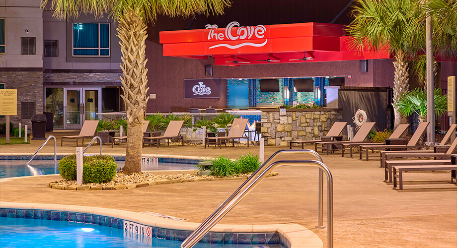 The Cove pool bar